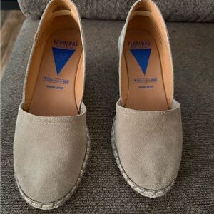 Verbenas Women's Tan Espadrille Shoes